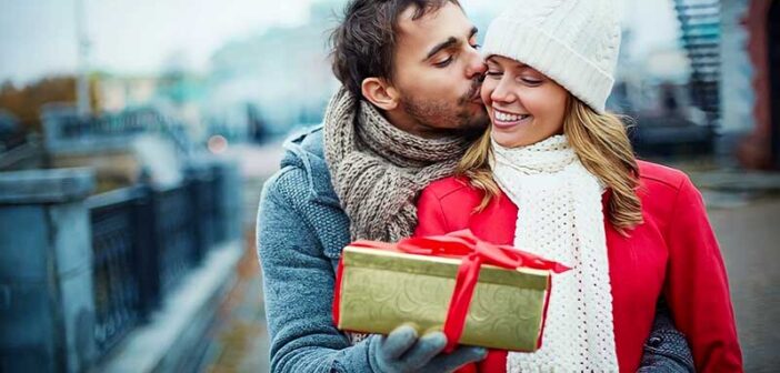 50 Cute And Romantic Ways To Surprise Your Girlfriend
